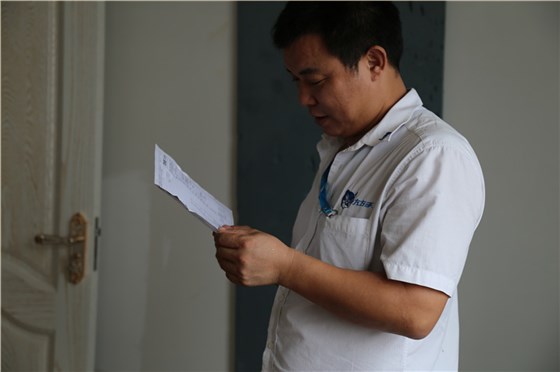 世预赛(中国)家具安装设计师现场指导安装师傅