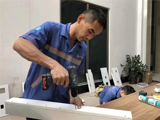 世预赛(中国)安装师傅