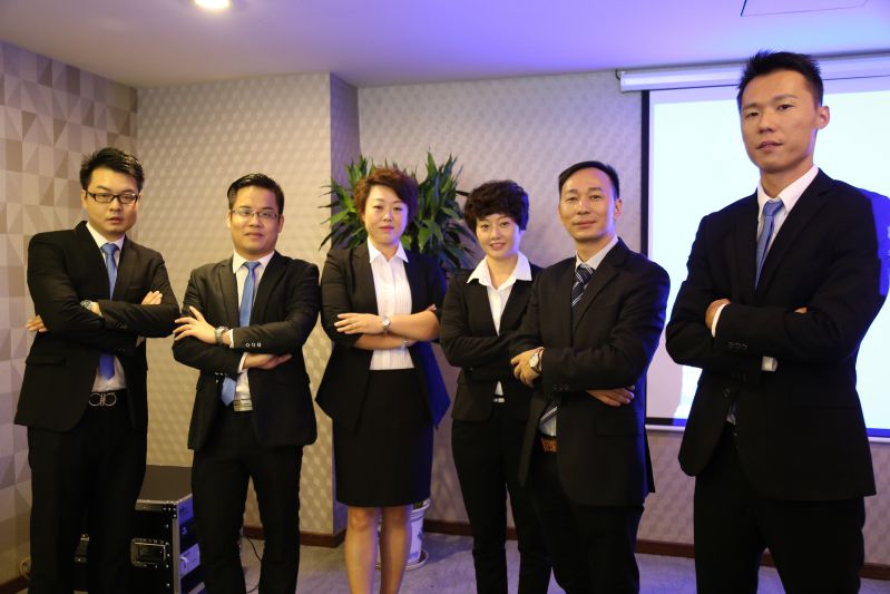 世预赛(中国)家具安装服务公司团队新形象