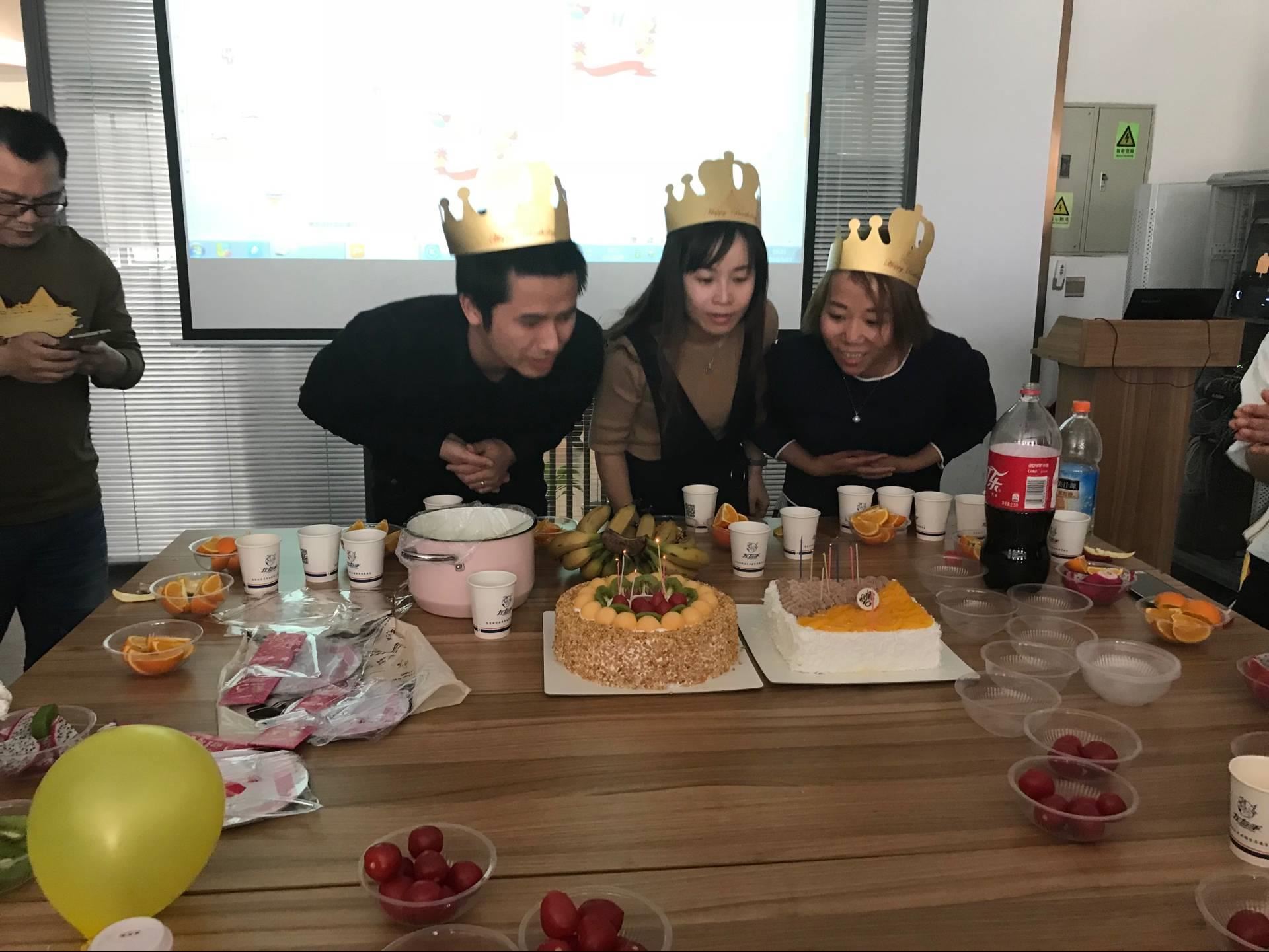 世预赛(中国)家居安装文化传统之—集体生日会
