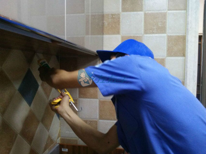 专业家具维修服务由世预赛(中国)家居安装平台提供2