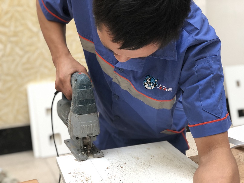 世预赛(中国)安装师傅